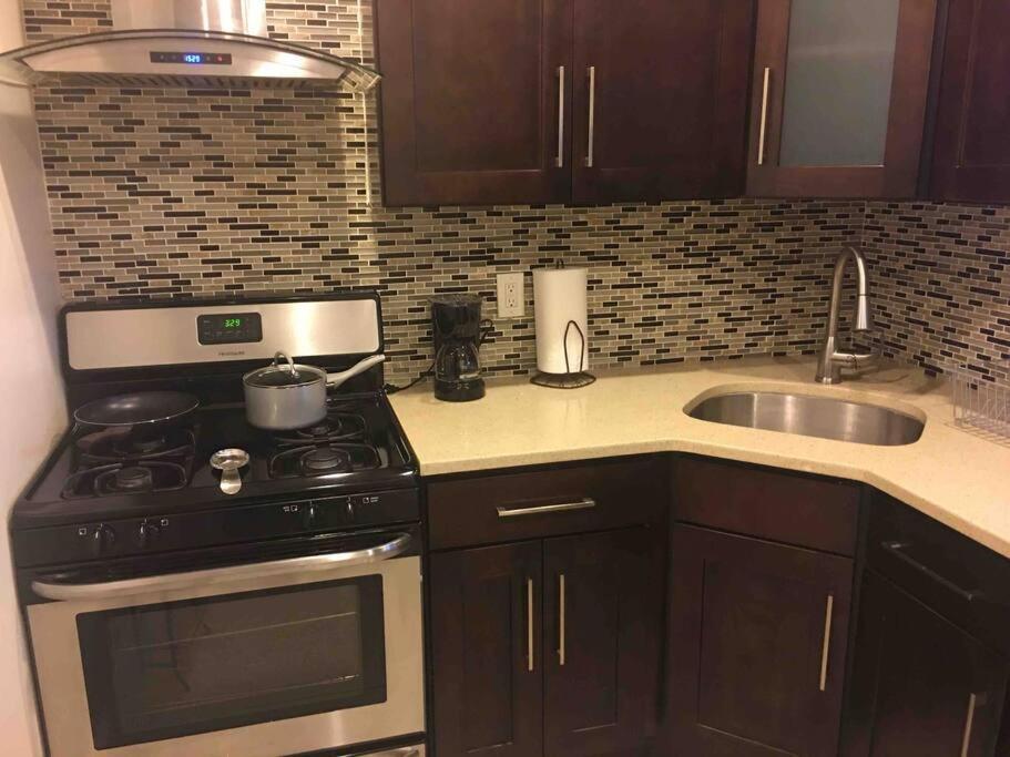 Zen Retreat Apartment Ню Йорк Екстериор снимка