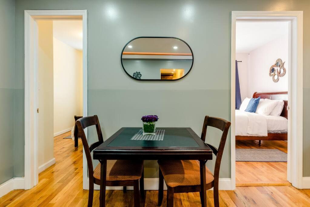 Zen Retreat Apartment Ню Йорк Екстериор снимка
