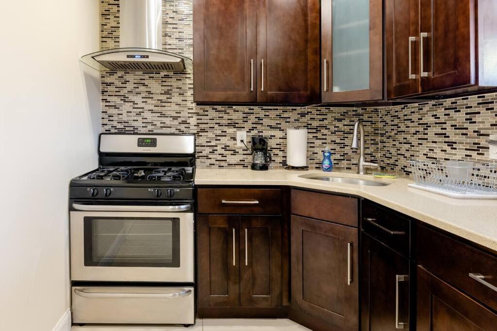 Zen Retreat Apartment Ню Йорк Екстериор снимка